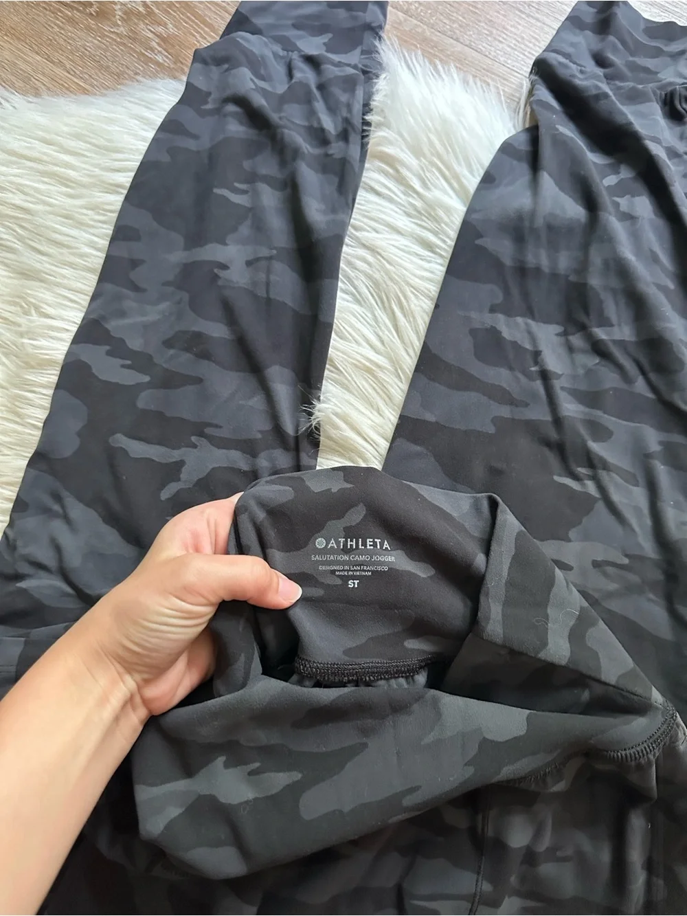 ATHLETA Camo Salutation Joggers
